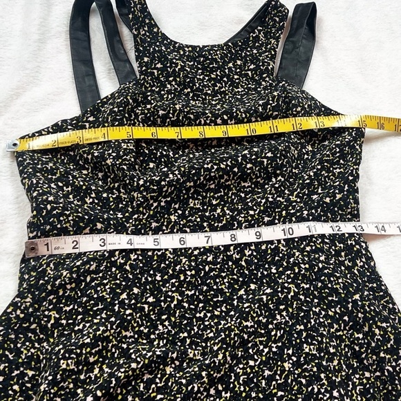 BCBGeneration Fit & Flare Scoop Neck Patterned Mini Skater Dress Size 0 Multi - Picture 5 of 10